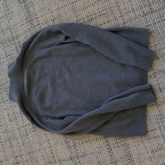 Banana Republic 1/4 zip sweater - Picture 3 of 3